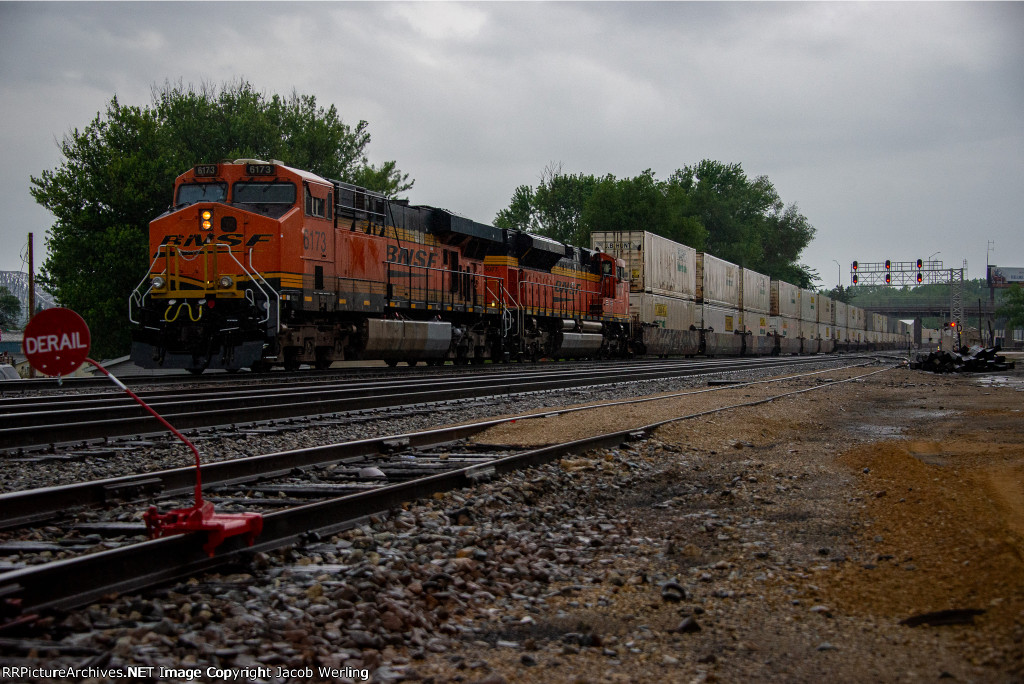 BNSF 6173